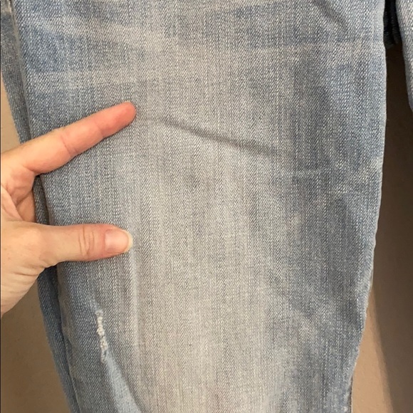 🎉Host Pick🎉 AE Faded Jeans (8L) - Picture 6 of 8